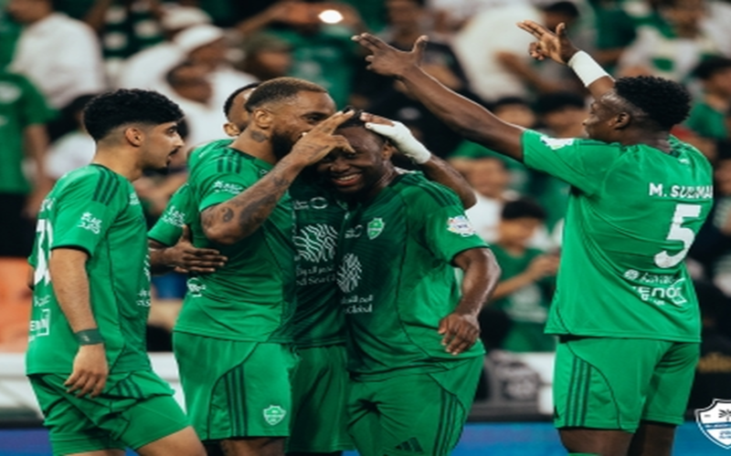 تشكيلة الأهلي تبدأ بثنائي رئيسي في مواجهة الوحدة